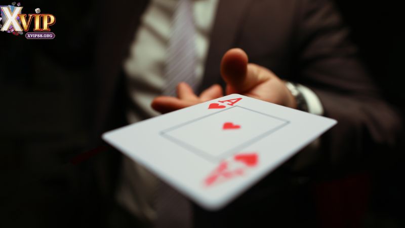 Có rất nhiều thể loại game bài có quân bài tẩy